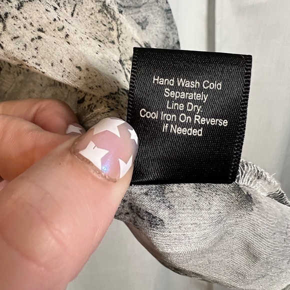 Bellatrix Sheer White and Black Rose Blouse Medium - Picture 8 of 9